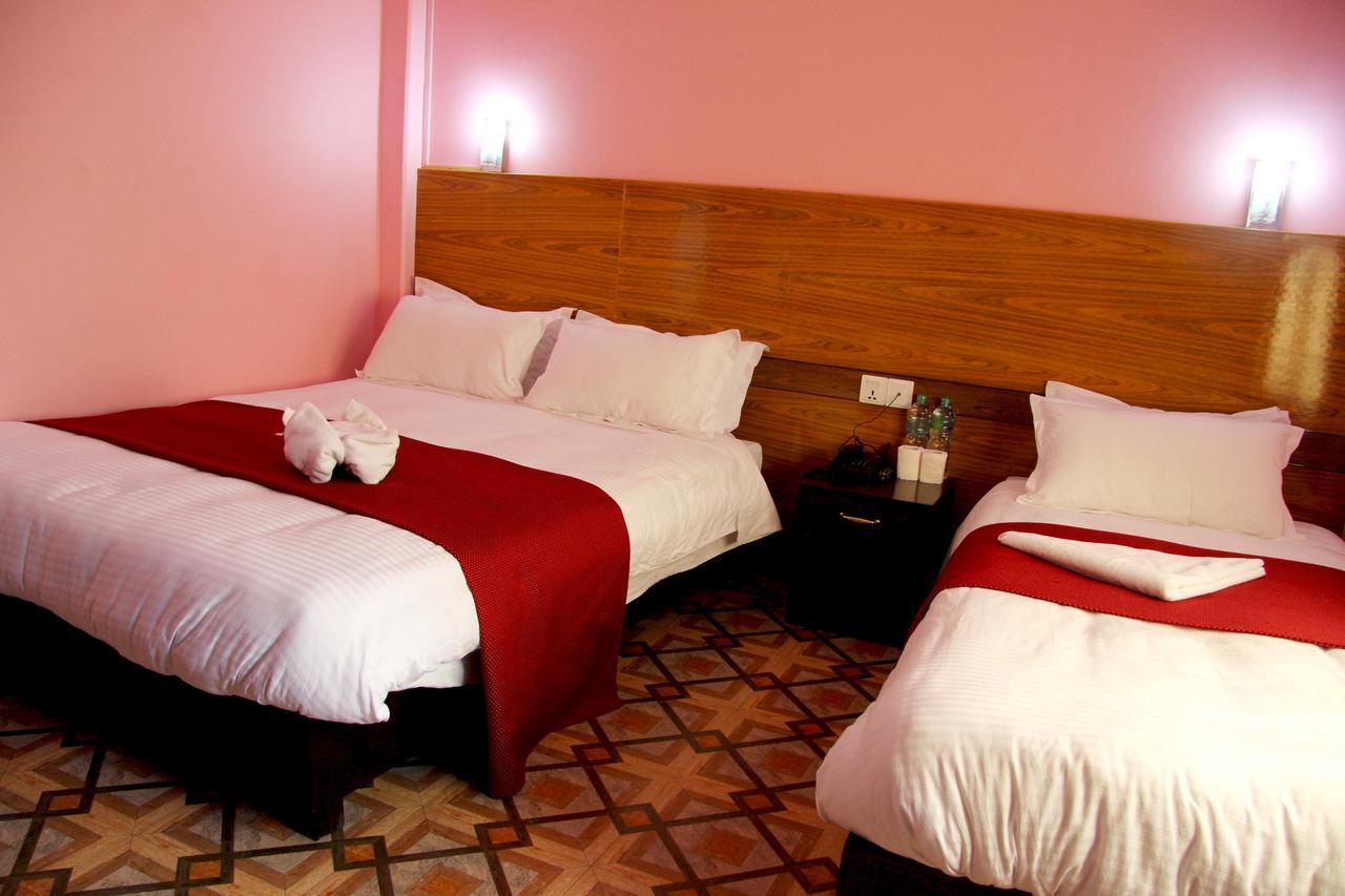 Hotel Buttercup Pokhara Exterior foto