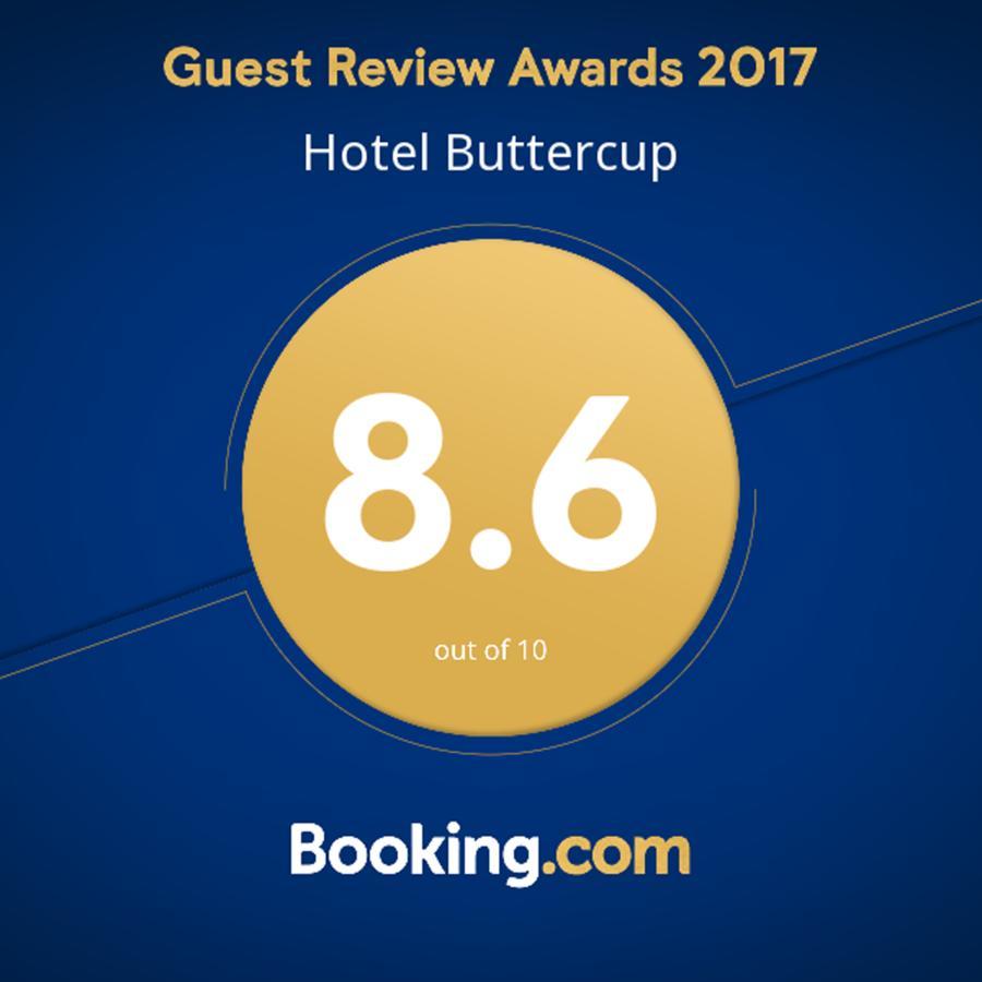 Hotel Buttercup Pokhara Exterior foto